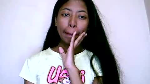 joliekah27 online show from 17, 6, 2026