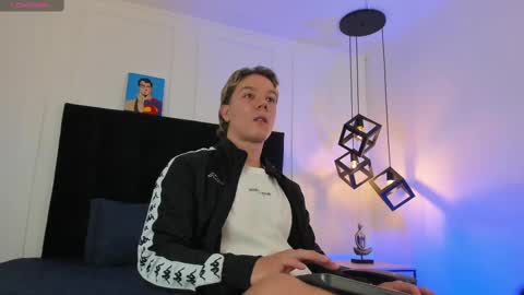Jonathan Danielss  online show from 6, 3, 2025