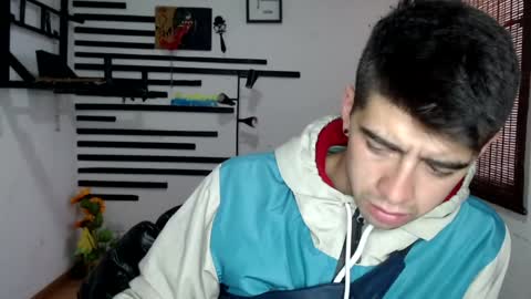 Snapshot of jordi_big_cock chatting on 17, 12, 2024 jordi_big_cock online show from 17, 12, 2024