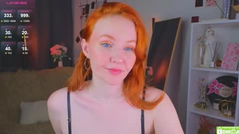 Snapshot of joyce_jones chatting on 14, 11, 2025 joyce_jones online show from 14, 11, 2025