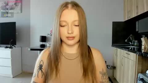 Julia and Julia online show from 17, 6, 2026