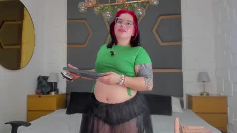 Juana Valkiria online show from 12, 5, 2026