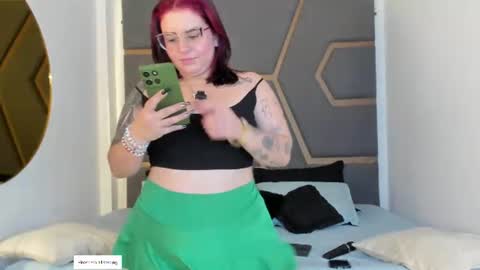 Juana Valkiria online show from 19, 6, 2026