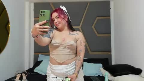 Juana Valkiria online show from 25, 6, 2026