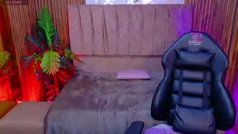 JUANITA online show from 11, 6, 2026