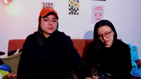 juanitaaa_ online show from 22, 6, 2026