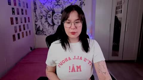 Bella online show from 8, 6, 2026