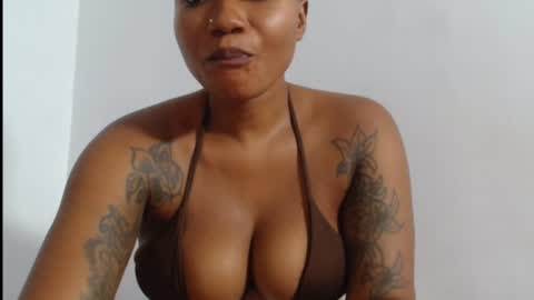 juicyxpink online show from 18, 6, 2026