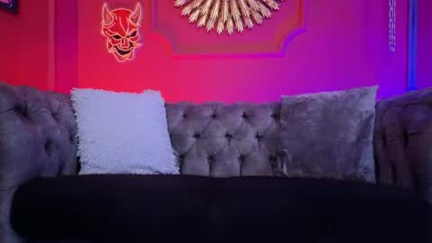  Julieta  online show from 18, 6, 2026