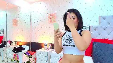 Julieta Reyes   online show from 22, 6, 2026