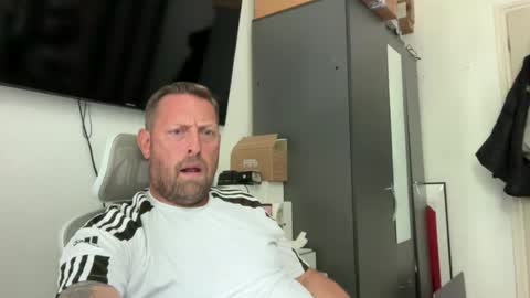 Junky online show from 21, 6, 2026