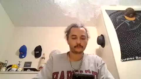 justheretobustnuts online show from 4, 6, 2026