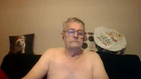 Arthur01750 online show from 17, 11, 2025