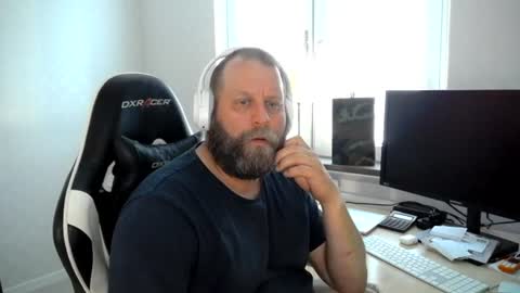 Horny man online show from 15, 7, 2026
