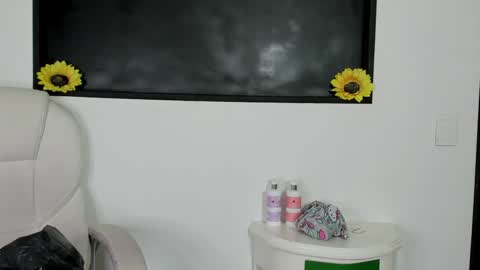 kaoryy_1 online show from 6, 6, 2026