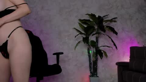 Emma online show from 21, 6, 2026