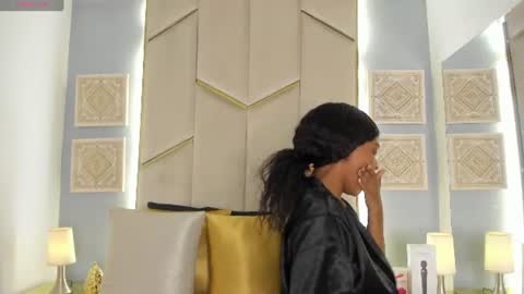 karinaacox online show from 13, 6, 2026