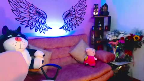 Karol Kenedy online show from 10, 5, 2026
