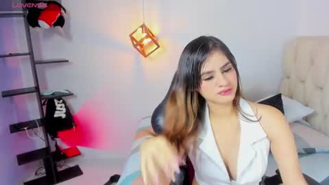karolagrey online show from 12, 6, 2026