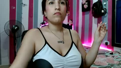 karoline_lov2 online show from 15, 6, 2026