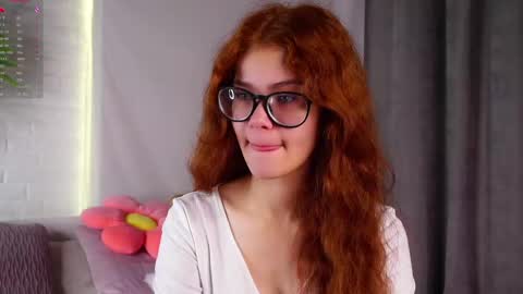 lina online show from 17, 5, 2026