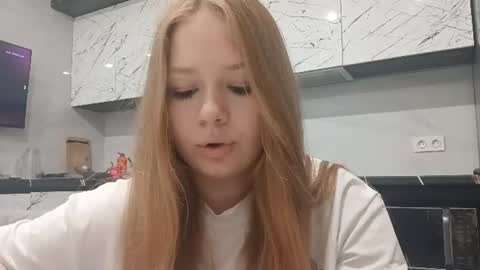 Karina online show from 11, 6, 2026