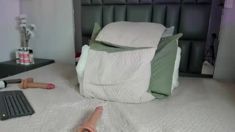 kataleya_west online show from 5, 6, 2026
