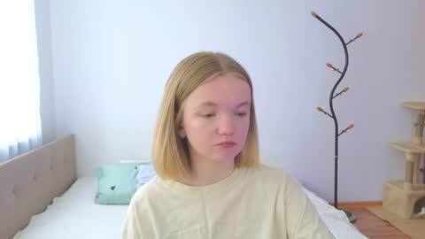 katebunnys online show from 4, 6, 2026