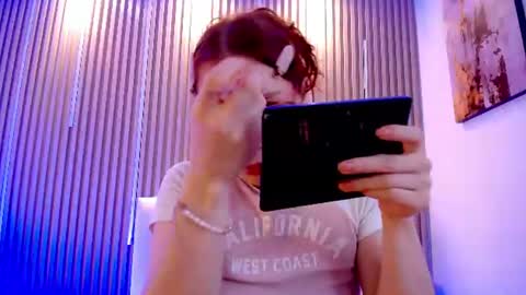 Katy Van online show from 12, 6, 2026