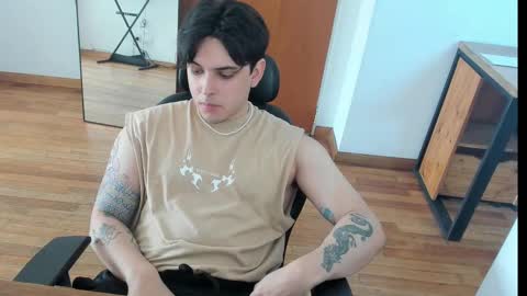 Snapshot of kaynn_b chatting on 29, 1, 2025 kaynn_b online show from 29, 1, 2025