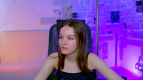 kelliebanshe online show from 9, 6, 2026