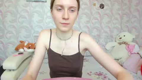 kelly_gerzikaaa online show from 9, 6, 2026
