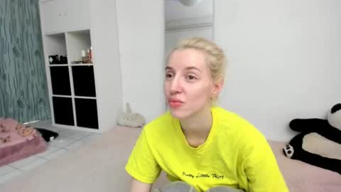 Kenzie online show from 21, 6, 2026