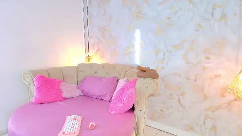 Khloe online show from 10, 6, 2026