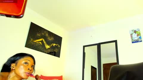 Kimberly Banks online show from 12, 6, 2026