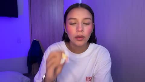 kimmi online show from 26, 6, 2026