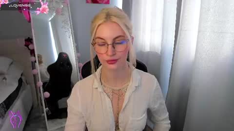 kimmy1_powell online show from 17, 6, 2026