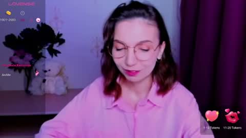 Hazel online show from 15, 6, 2026