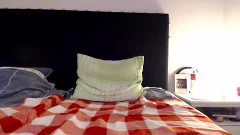 sexysexyhotwetpinkredpussy online show from 6, 6, 2026
