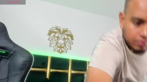 kingg_jay online show from 8, 5, 2026