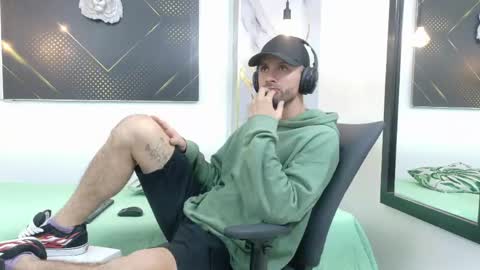 KING  online show from 7, 6, 2026