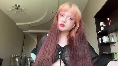 kirakim_love online show from 19, 5, 2026