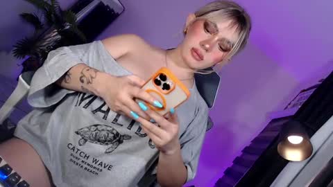 Snapshot of kiramillerxx chatting on 2, 6, 2026 Its your girl KIRA online show from 2, 6, 2026
