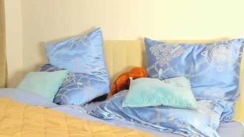 Kira online show from 6, 6, 2026