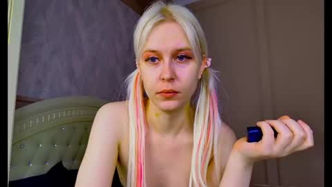 Evelyn online show from 17, 6, 2026