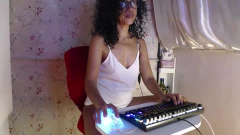 Viktoria online show from 19, 12, 2025