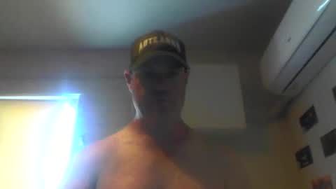 Snapshot of kiwiguy19773 chatting on 23, 2, 2025 kiwiguy19773 online show from 23, 2, 2025