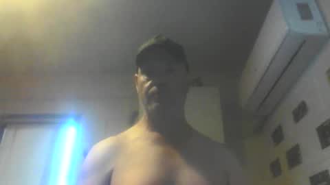 Snapshot of kiwiguy19773 chatting on 7, 1, 2026 kiwiguy19773 online show from 7, 1, 2026