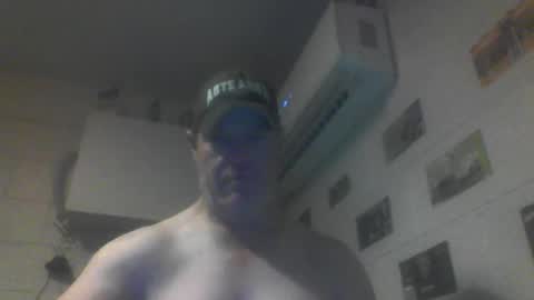 Snapshot of kiwiguy19773 chatting on 12, 5, 2026 kiwiguy19773 online show from 12, 5, 2026