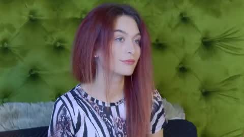 KloeyAdams online show from 13, 1, 2025